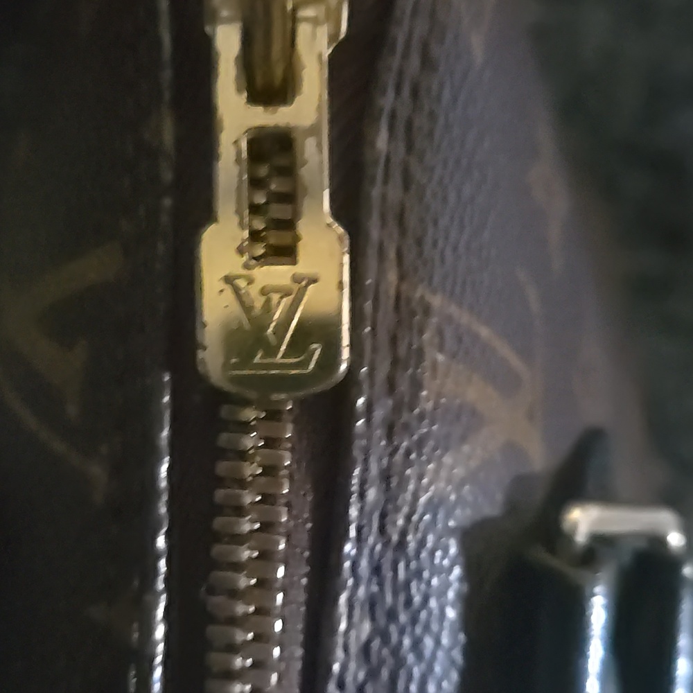 Brown Monogram 40 Authentic Beautiful - Picture 2 of 7